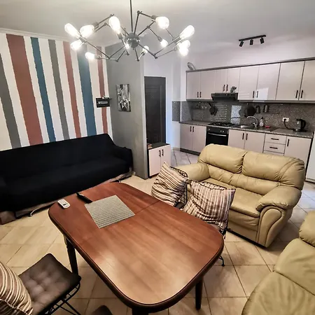 Art Crystal Apartman
